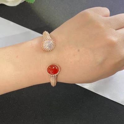 Luxurious Diamond Van Cleef Jewelry With Lobster Clasp Rose Gold Bracelet
