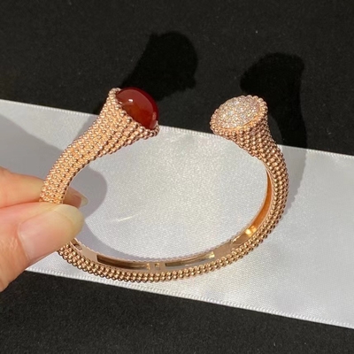 Luxurious Diamond Van Cleef Jewelry With Lobster Clasp Rose Gold Bracelet