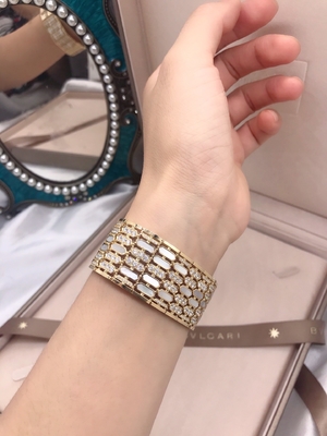 Customized 18K Gold Diamond Bracelet Round Cut  Luxury Custom Jewelry