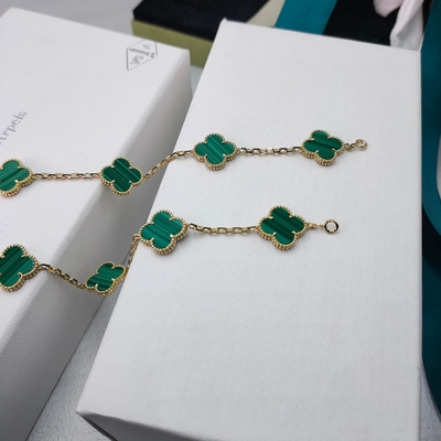 Yellow Gold Custom Brand Jewelry With Lobster Clasp Discover The Timeless Elegance