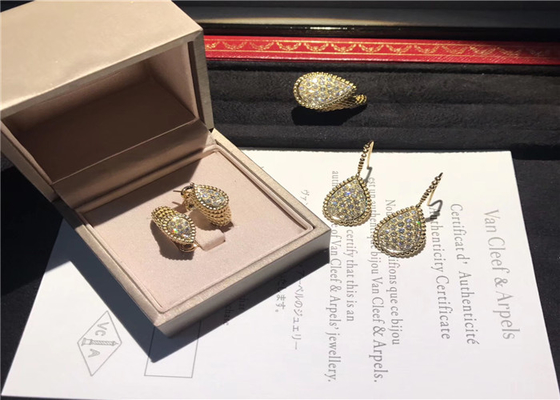 Glamorous 18K Gold Diamond Earrings For Company Annual Meeting / Party luxury jewelry organizer