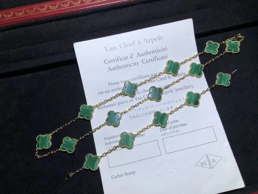 Elegant 18K Gold Van Cleef & Arpels Vintage Alhambra Necklace With 10 Green Malachite