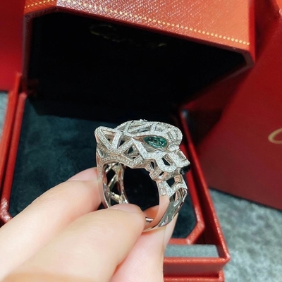 1.18 Carat 392 Diamonds Brand Jewelry Ring With 2 Emeralds