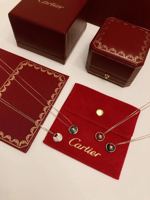 B7224518 18K Rose Gold 41cm Amulette De Cartier Necklace