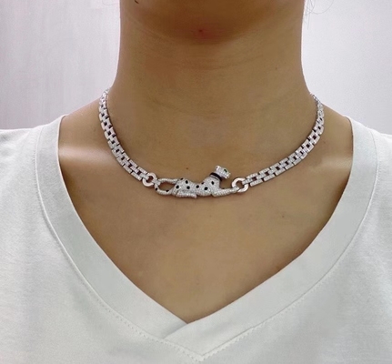 The luxury jewelry PanthèRe De Brand Necklace White Gold Diamonds Emeralds Onyx luxury jewelry brands