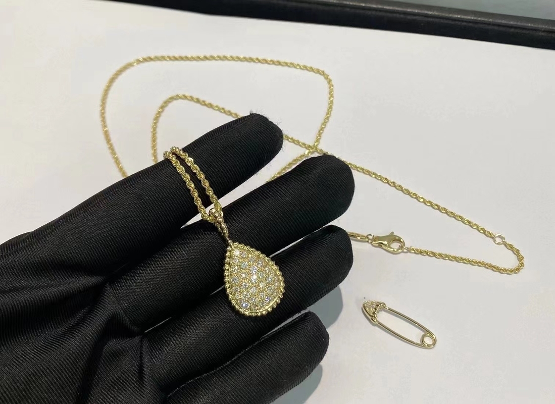 Boucheron Serpent Boheme Pendant 18K Gold Motif Pendant Set With Pave Diamonds