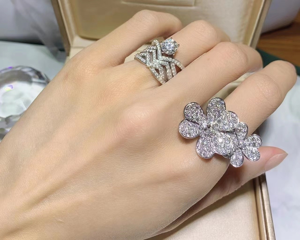 18k Rose Gold Custom Brand Frivole Rings 112 diamonds Frivole Between The Finger Ring OEM