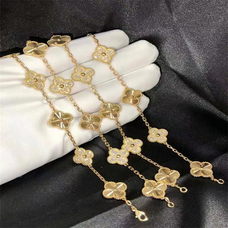 Van Cleef Arpels HK Setting Jewelry 5 Motifs Yellow Gold VCA Vintage Alhambra Bracelet