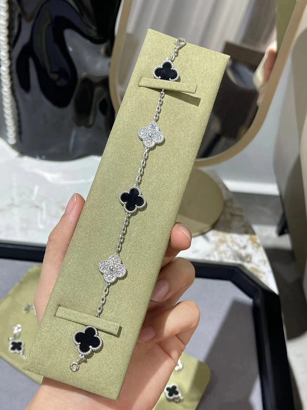 OEM ODM Custom Brand Bracelet Jewelry Paris Brand Best Jewelry For Weddings