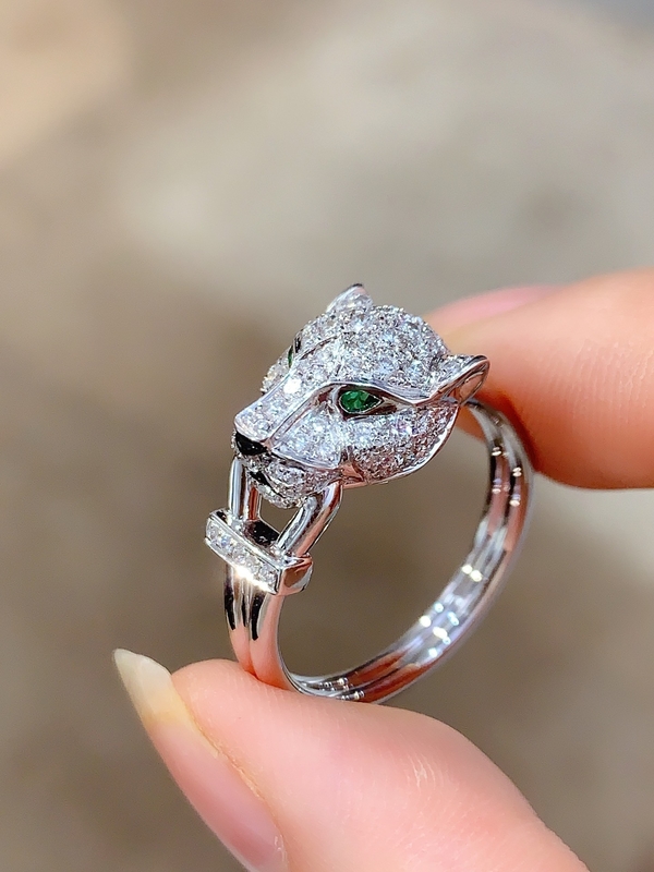 Customized 18K Gold Diamond Jewelry Gemstone Ring With 750gold Jewelry