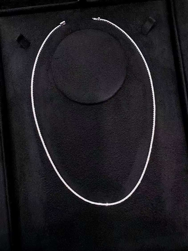 Prong Set Diamond 18K Gold Link Necklace 1.00-10.0ct Carat Range 18 Inches Length Tennis Chain