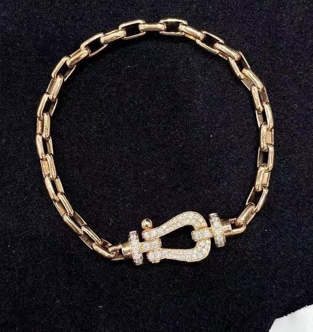 Customizable 18K Gold Jewelry FORCE 10 BRACELET L Model In 18k Yellow Gold And Diamonds.