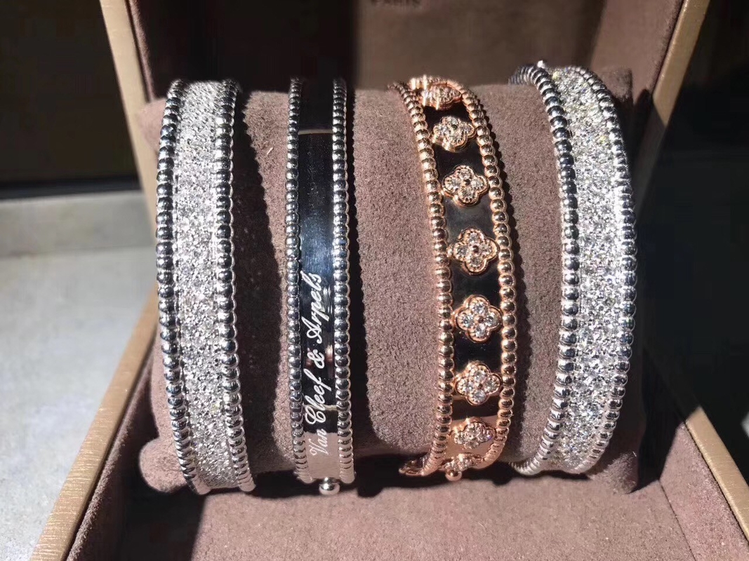 van cleef estate jewelry Shining 18K Pink Gold Van Cleef And Arpels Diamonds Bracelet Medium Model