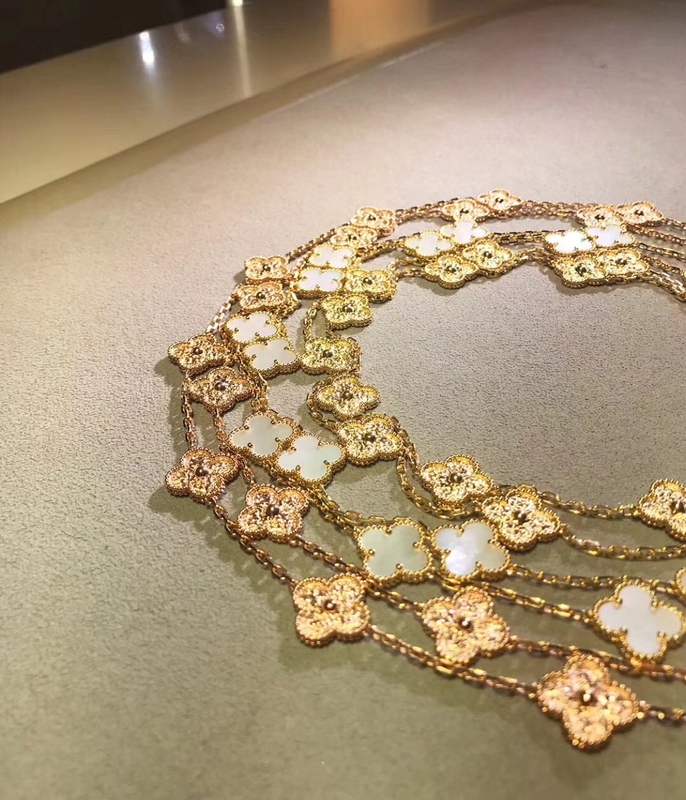 18K Yellow Gold Van Cleef And Arpels Alhambra Necklace 10 Motifs For Girlfriend