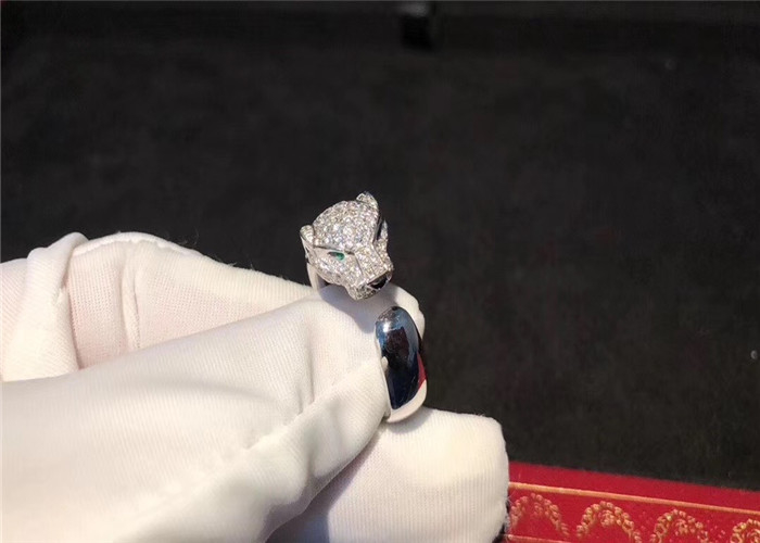 Genuine 18K White Gold Panthere De Brand Ring For Enterprises Banquet / Diner Party