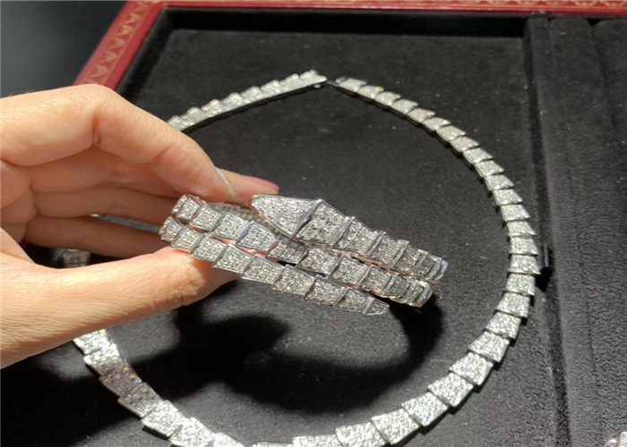a fine jewelry brand Custom 18K White Gold Necklace / Bracelet / Earrings With Genuine Diamonds
