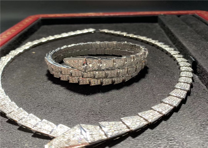 18K Gold Plated Princess Cut Diamond Bracelet with VS1 VS2 Clarity and Excellent Symmetry