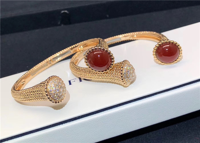 Van Cleef And Arpels Inspired Jewelry , Perlée Couleurs Bracelet Medium Model
