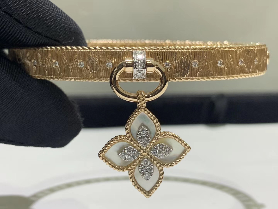 Custom 18k gold jewelry diamonds Bracelet white shell wholesale costume jewellery suppliers